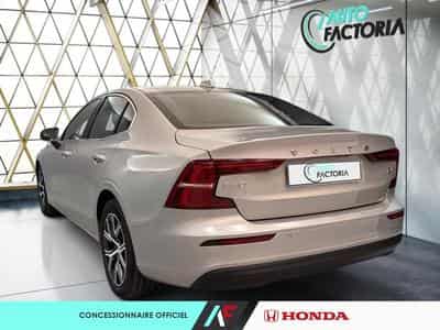 Volvo S60 -46% 2,0 MHEV 197CV Core (2024) - Photo 3