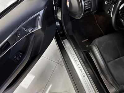 Jaguar F-Type P300 - full service (2021) - Photo 14