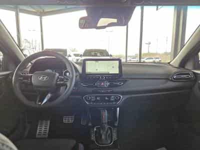 Hyundai i30 1.5 T-GDI mHEV DCT 140 N-Line (2025) - Photo 6
