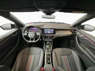 Skoda Kamiq Monte-Carlo+DSG+P.Ass.-Drive+P.Park&Go (2025) - Foto 2