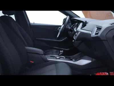 BMW 118 i 136cv Hatch Steptronic Advantage (2023) - Foto 11
