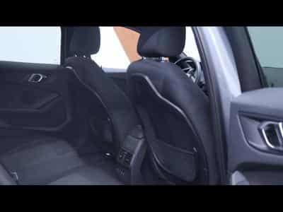 BMW 118 i 136cv Hatch Steptronic Advantage (2023) - Foto 13