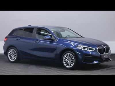BMW 116 i steptronic hatch Advantage (2024) - Foto 3