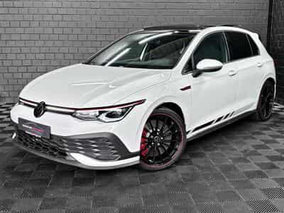 VW Golf GTI Clubsport 2.0 TSI 300 CV DSG7 *DCC* AKRA* MATRIX *PANO* (2023) - Photo 1