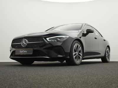 Mercedes CLA 200 Coupé (2024) - Foto 8
