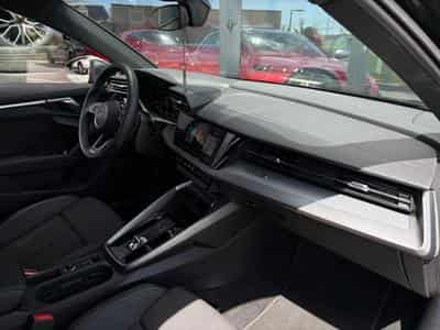 Audi S3 Sportback QUATTRO Sièges chauffants/ Apple Carplay/ Digital (2024) - Photo 7