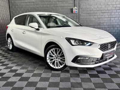 Seat Leon IV Xcellence 1.4 e-Hybrid 204CV DSG 6 *4 SAISONS* *CAMERA* (2022) - Photo 4