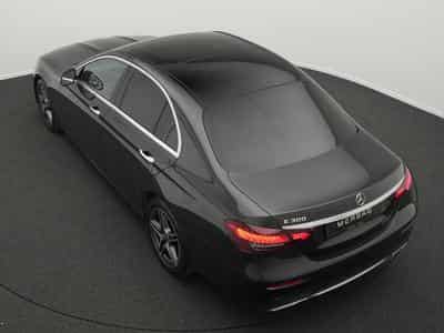 Mercedes E 300 AMG-Line (1970) - Photo 11