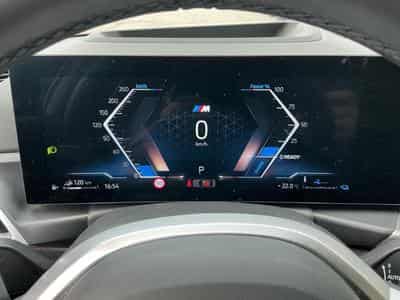 Bmw 330 3er - 330e xDrive M Sport (EURO 6e) SOH 100% (2025) - Foto 13