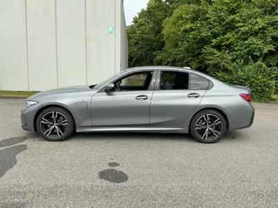 Bmw 330 3er - 330e xDrive M Sport (EURO 6e) SOH 100% (2025) - Foto 8