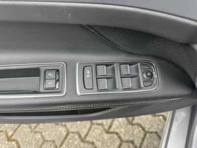 Jaguar XF JAGUAR XF 2.0 D R-SPORT PANORAMA LEDER NAVI KAMERA KEYLESS (2020) - Foto 15