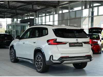 BMW X1 xD 23 i xLine 1.H *19 *Leder*SHZ*HUD*ACC*AHK (2023) - Photo 11