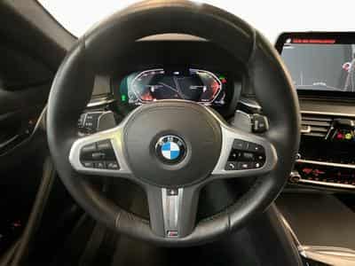 BMW 520 Xdrive+M-Sport+AT+BlackStyle+Panorama (2024) - Photo 10