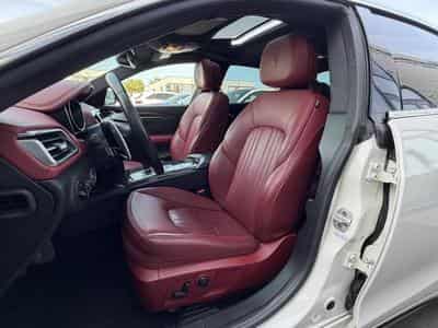 Maserati Ghibli 3.0 V6 S Q4 Automatik/ Xénon/Camera/Carbonne/20/Leder/VOLL (2016) - Photo 4