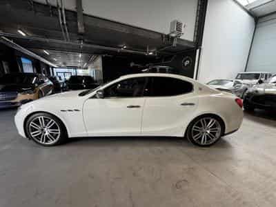 Maserati Ghibli 3.0 V6 S Q4 Automatik/ Xénon/Camera/Carbonne/20/Leder/VOLL (2016) - Photo 7