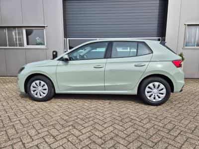 Skoda Fabia 1.0 TSI 95PS (2026) - Photo 8