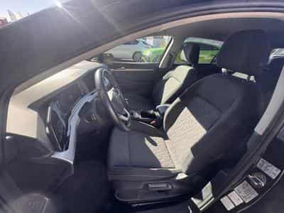 VW Golf VIII Life/Move/Car Play/Sièges chauffants/Keyless (2023) - Foto 6