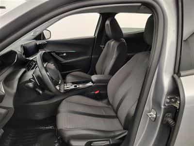 Peugeot 2008 1.2 PureTech Allure Pack EAT8 NAVI / S-CUIR / FULL LED (2022) - Foto 7