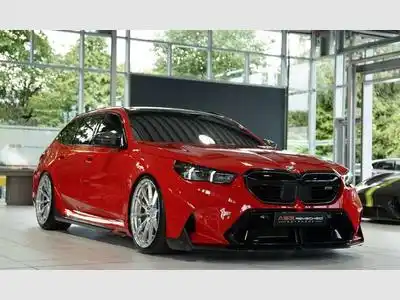 BMW M5 Touring 1.H *Carbon*Keramik*Grail*RossoCorsa (2025) - Foto 5