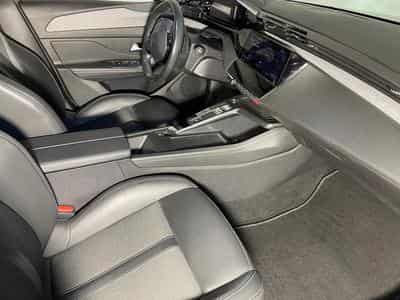 Peugeot 308 SW 1.5 BlueHDI 130 ALLURE EAT8 GPS CARPLAY (2022) - Photo 10