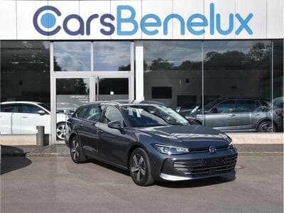 VW Passat 2.0 TDI Business DSG PANO TRAVEL CAM360 1° MAIN (2025) - Photo 1