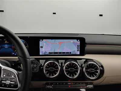 Mercedes A 180 d Luxury Line Cuir / Navi / Led / PDC av+ar (2022) - Photo 11