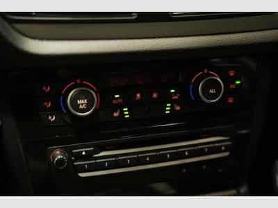 BMW X1 sD 16 d *Sitzheizung*Bi-Xenon*Navi*PDC*Klima (2013) - Photo 13