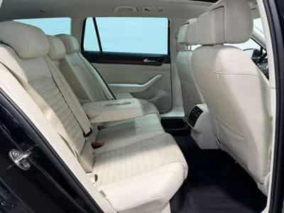 VW Passat R Line 4M *19''*Digital*ACC*H-UP*AHK*Pano (2016) - Foto 12