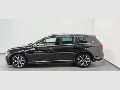 VW Passat R Line 4M *19''*Digital*ACC*H-UP*AHK*Pano (2016) - Foto 3