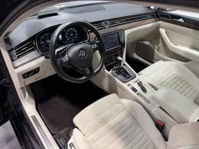 VW Passat R Line 4M *19''*Digital*ACC*H-UP*AHK*Pano (2016) - Foto 7