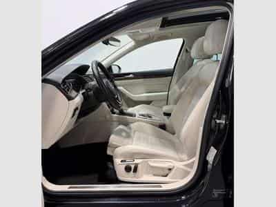 VW Passat R Line 4M *19''*Digital*ACC*H-UP*AHK*Pano (2016) - Foto 8