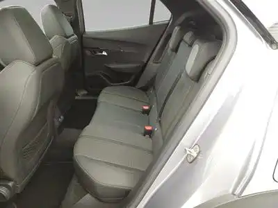 Peugeot 2008 1.2 PureTech GT Line PANO/CAM/CARPLAY (2021) - Photo 14
