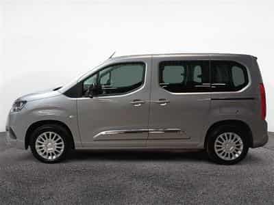 Toyota Proace 1.5 D-4D Active S/S (EU6.3) (2023) - Photo 3
