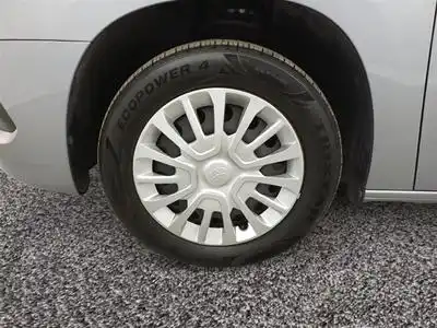 Toyota Proace 1.5 D-4D Active S/S (EU6.3) (2023) - Photo 6