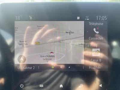 Renault Clio 1.6 E-TECH 140 BUSINESS (2020) - Photo 15