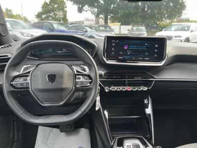 Peugeot 2008 1.2 HYBRID 145 STYLE E-DCS6 (2025) - Photo 10
