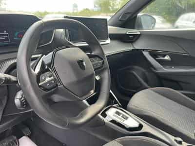 Peugeot 2008 1.2 HYBRID 145 STYLE E-DCS6 (2025) - Photo 15