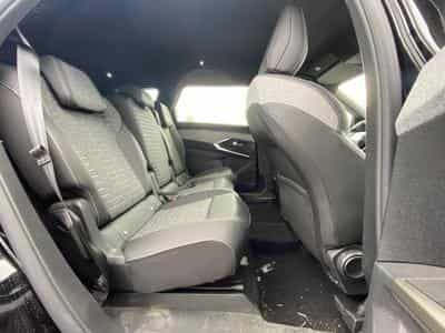 Peugeot 5008 HYBRID 145 ALLURE E-DCS6 (2025) - Photo 13