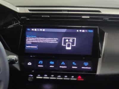 Peugeot 308 Allure 130 hp EAT8 (2024) - Photo 11