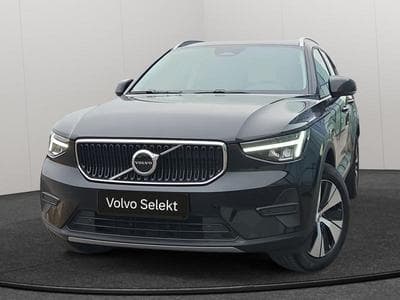 Volvo XC40 B3 Core 2026 / Essence (2025) - Foto 1