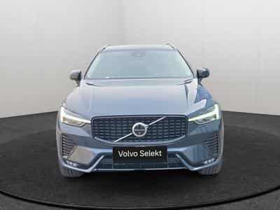 Volvo XC60 B4 Plus Dark / Essence (2023) - Photo 8