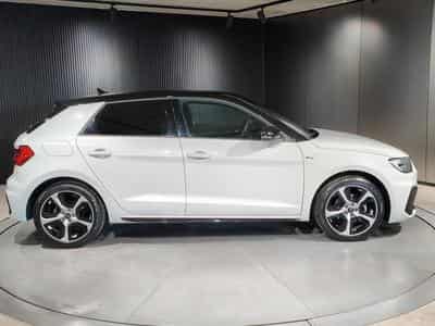 Audi A1 A1 SPORTBACK 30 TFSI S-LINE S-TRONIC CARPLAY ECLAIRAGE AMBIA (2023) - Foto 2