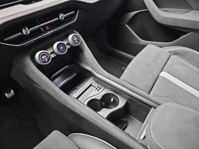 Skoda Kodiaq 1.5 TSi DSG 150 Sportline (2025) - Photo 11