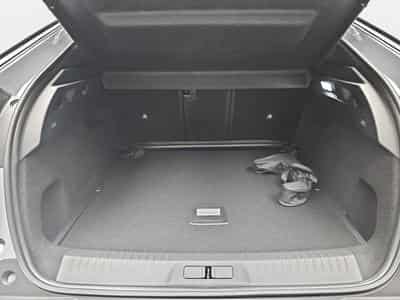 Peugeot 3008 1.2 Hybrid 145 E-DSC6 Allure (2025) - Photo 14