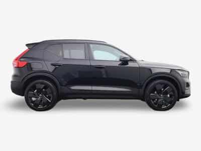 Volvo XC40 2.0 B4 MHD 197 Black Edition (2026) - Photo 4