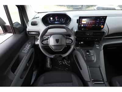 Peugeot Rifter 1.5 BlueHDI 130 EAT8 L1 GT (2026) - Photo 7