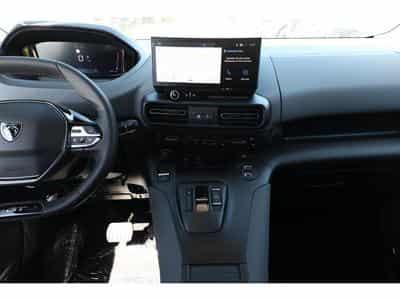 Peugeot Rifter 1.5 BlueHDI 130 EAT8 L1 GT (2025) - Photo 8