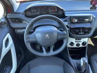 Peugeot 208 1.0 PURETECH LIKE 5P (2015) - Photo 10