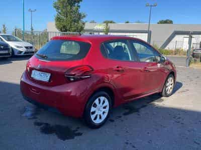 Peugeot 208 1.0 PURETECH LIKE 5P (2015) - Photo 5