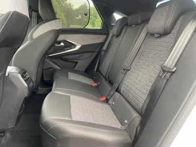 Peugeot 3008 1.2 HYBRID 145 ALLURE E-DCS6 (2025) - Photo 12